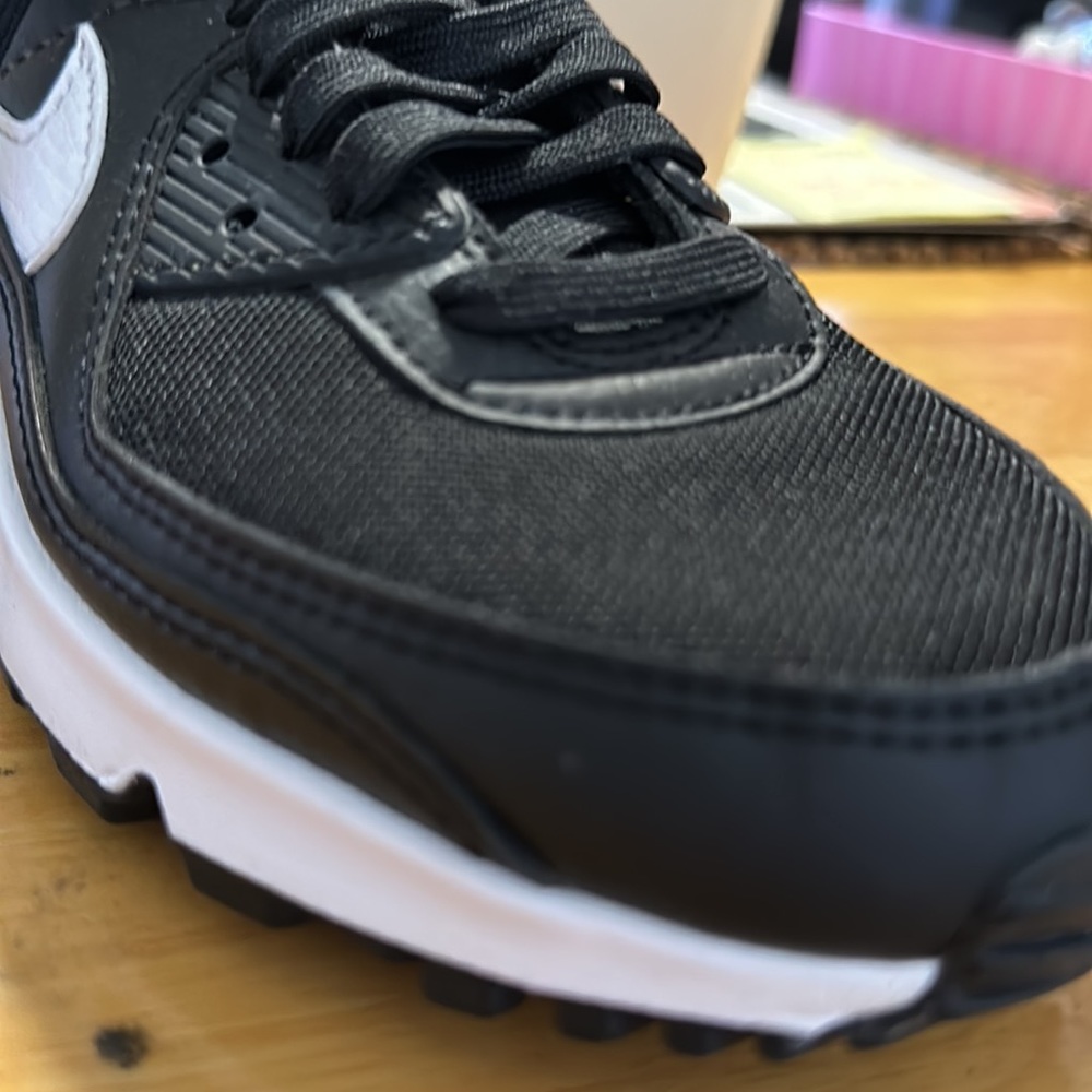 Nike Air Max Black and White Athletic Shoes - Picture 12 of 15